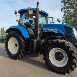 NEW HOLLAND TRACTOR